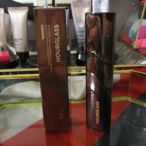 HOURGLASS VANISH SEAMLESS FINISH FOUNDATION STICK
